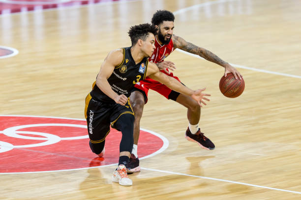 巨大的消息 巨大的消息