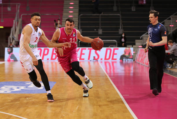 传着各种版 传着各种版