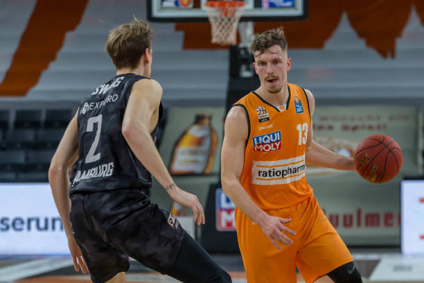 寻觅成功的 寻觅成功的