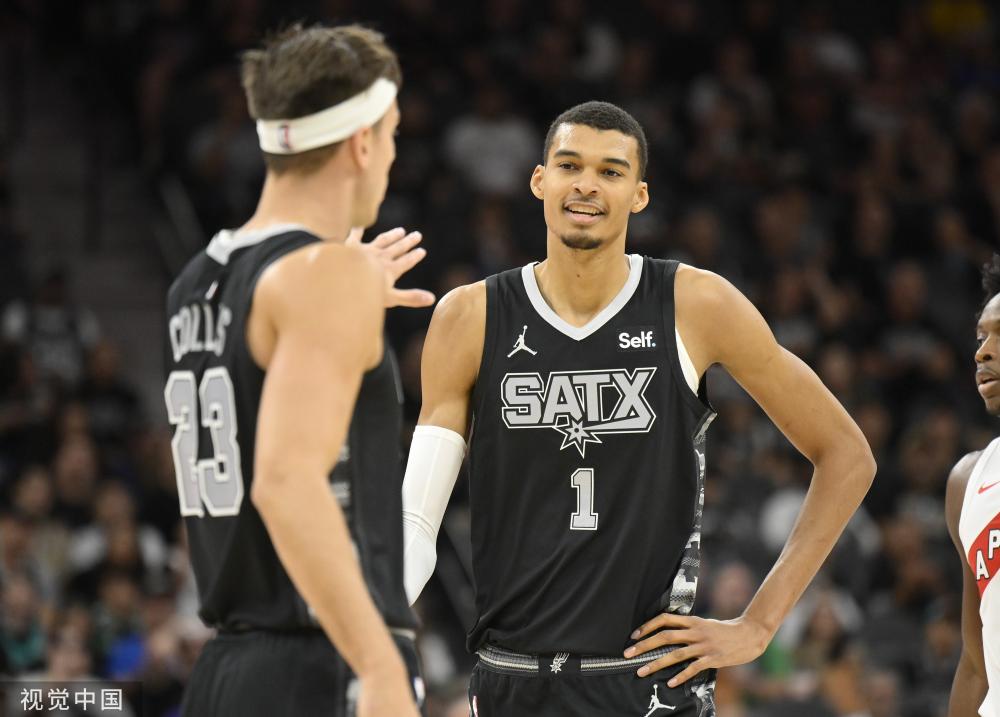 在篮球赛场 在篮球赛场